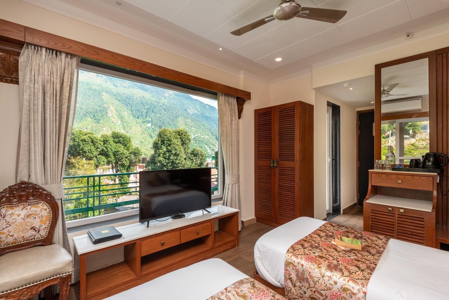 Quality Inn By Lawrence Hotels ดารัมซาลา ภายนอก รูปภาพ